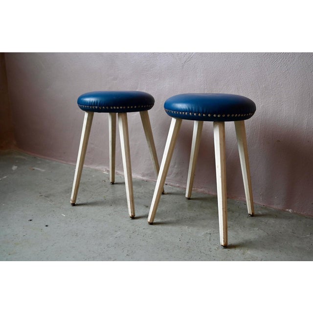 1960s Vintage Rockabilly Stools in Blue Faux Leather with Studs and Compass Legs, 1960s, Set of 2 For Sale - Image 5 of 9