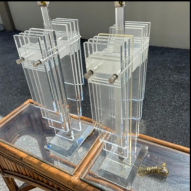 1970s Pair of Lucite Table Lamps For Sale - Image 11 of 12