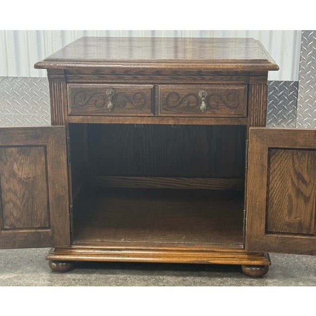 Ethan Allen Vintage Ethan Allen Royal Charter Nightstand/End Table For Sale - Image 4 of 10