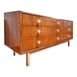 Low Walnut Nine-Drawer Dresser With Lucite Pulls and Chrome Base For Sale