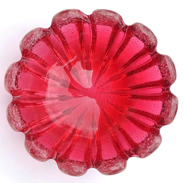 Mid-Century Modern Vintage Murano Seguso Vetri d'Arte Sommerso Cranberry Red Bubbles Italian Art Glass Scallop Rim Bowl For Sale - Image 3 of 6