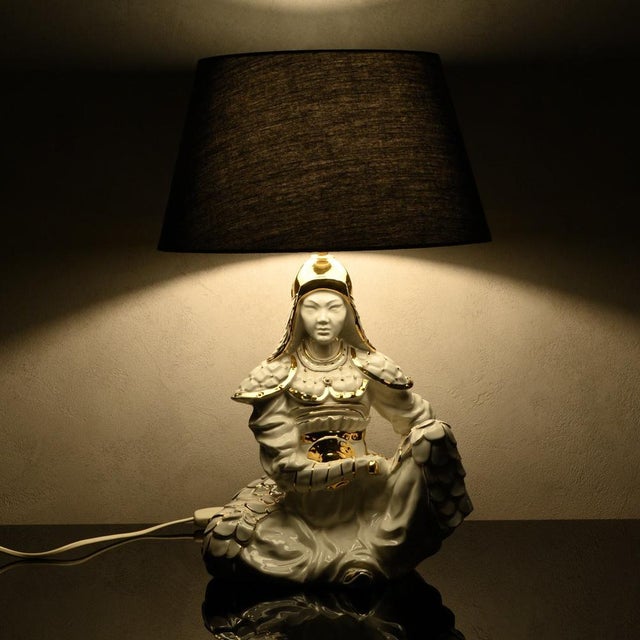 Black Hollywood Regency Ceramic Samurai Table Lamp, 1970s For Sale - Image 8 of 16