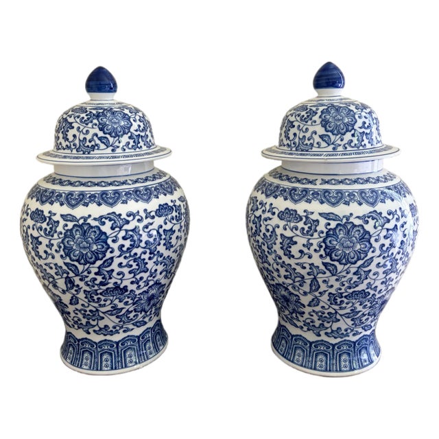 Chinoiserie Blue and White Porcelain Ginger Jars, Pair For Sale