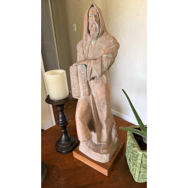 Mid-Century Modern Moses and 10 Commandments Durastone Statue Austin Prod 1980 For Sale - Image 3 of 15