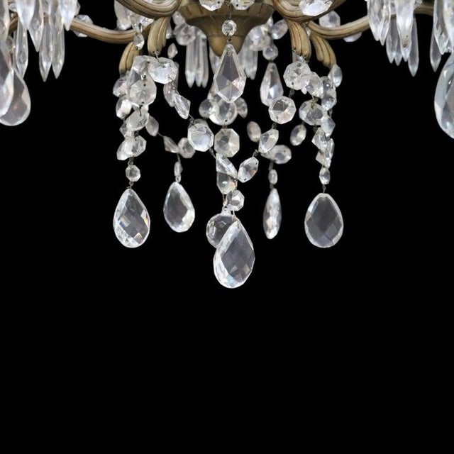 1940s Vintage French Louis XV Style Crystal & Gilt Bronze 5-Light Chandelier C1940 For Sale - Image 5 of 7