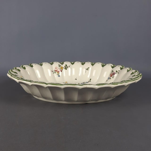 Ceramic Centerpiece with Hand-Painted Flowers from Vecchia Lodi, 1960s For Sale - Image 6 of 15