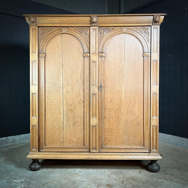 Antique German Oak Wardrobe, 1680 For Sale - Image 16 of 16