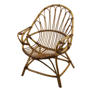 Mid-Century Modern French Rattan Peacock Lounge Chair, 1970 For Sale