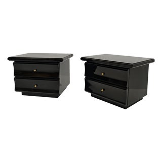 Vintage Bedside Tables in Glossy Black Lacquered Wood and Brass Knobs, 1970s, Set of 2 For Sale