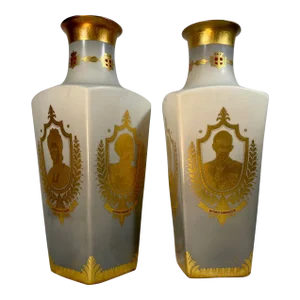 Pair of Historical Porcelain Vases From the Italian Nicasio Collection.