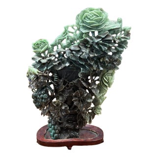 20th Century Chinese Art Jade Vase Sculpture, 1900 For Sale