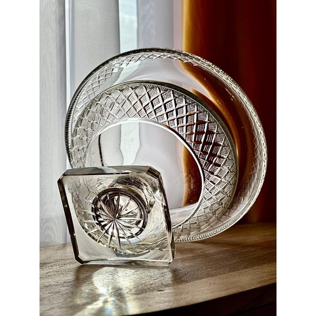 Mid 19th Century Antique Anglo-Irish Cut Glass Pedestal Bowl For Sale - Image 5 of 9