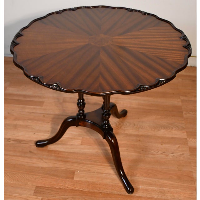1930 English Flame Mahogany Tilt-Top Pie Crust Side Table End Table For Sale - Image 4 of 10