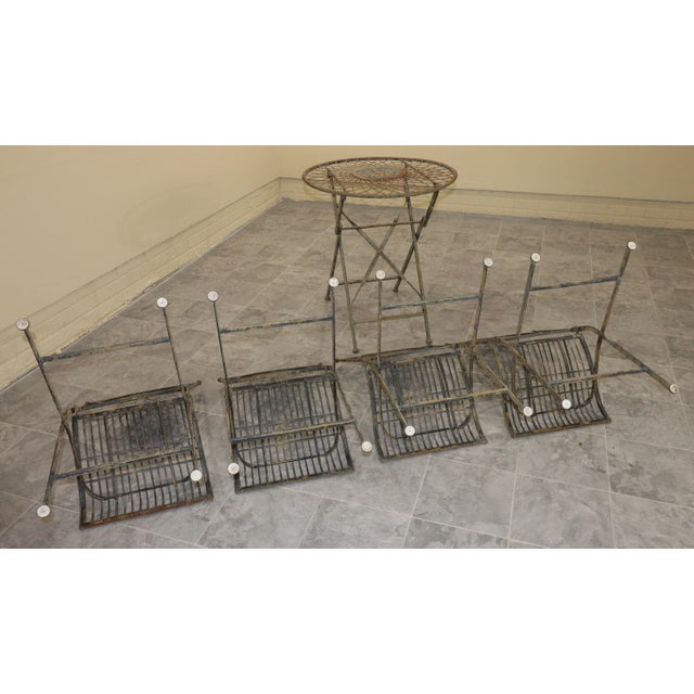 1970s Italian Bistro–Style Wrought Iron Garden Set With Four Folding Chairs For Sale - Image 9 of 18