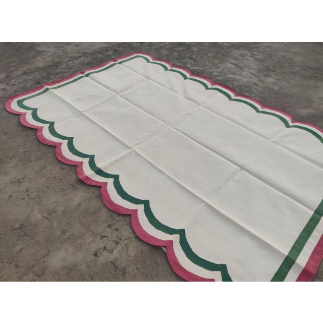 Cream Handmade Cotton Vegetable Dyed Scalloped Edge Rug Cream With Green and Raspberry Pink Border - 6x9 For Sale - Image 8 of 11