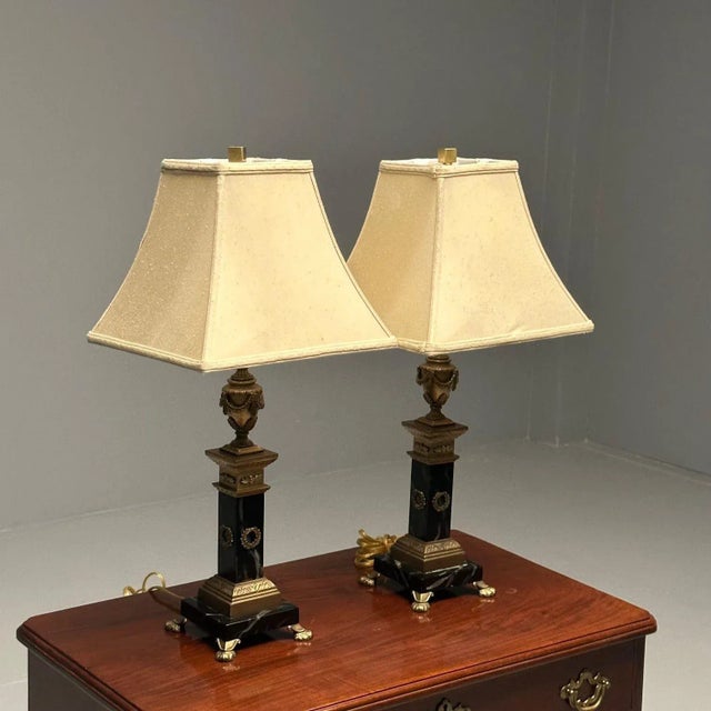 French Pair of Hollywood Regency Bronze and Marble Table Lamps, Corinthian Column Form For Sale - Image 3 of 12