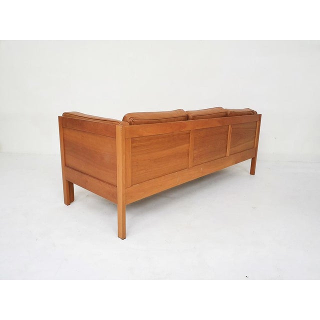 Wood Cognac Leather 2343 Sofa by Børge Mogensen for Fredericia, Denmark, 1960s For Sale - Image 7 of 17