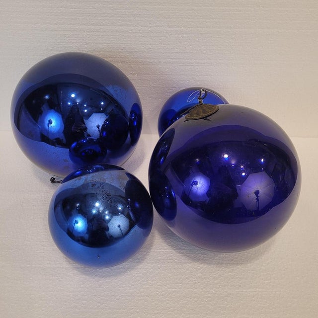 Late 19th Century Indigo Blue Spheres in Eglomisé Glass, France, 1930s, Set of 4 For Sale - Image 9 of 18