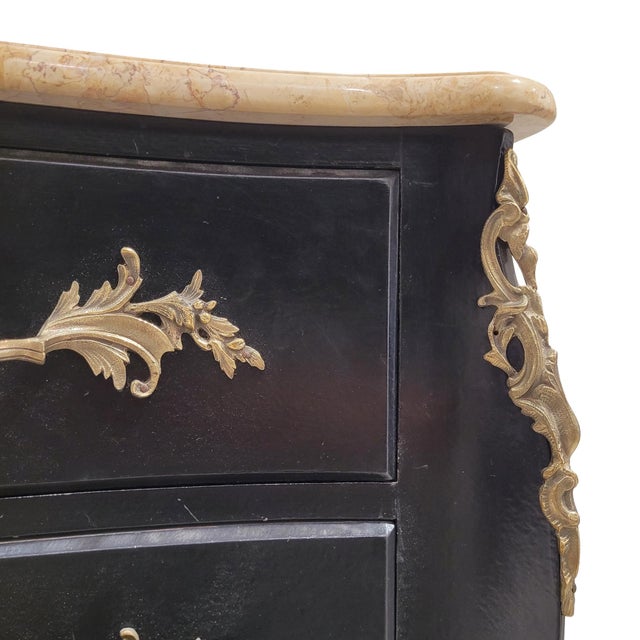 Louis XV Commode, Paris, France, 1900s For Sale - Image 3 of 18