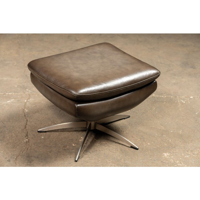 Mid-Century Modern MCM Tufted Leather Wingback Swivel Chair With Ottoman in Grey For Sale - Image 3 of 12