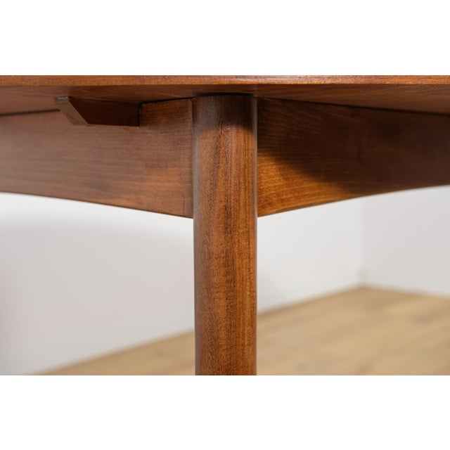 Mid-Century Modern Round Extendable Dining Table in Teak from G-Plan, 1960s For Sale - Image 16 of 18