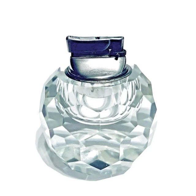 Large Mid Century Modern Faceted Hexagonal Heavy Crystal Cigarette Lighter For Sale - Image 6 of 8