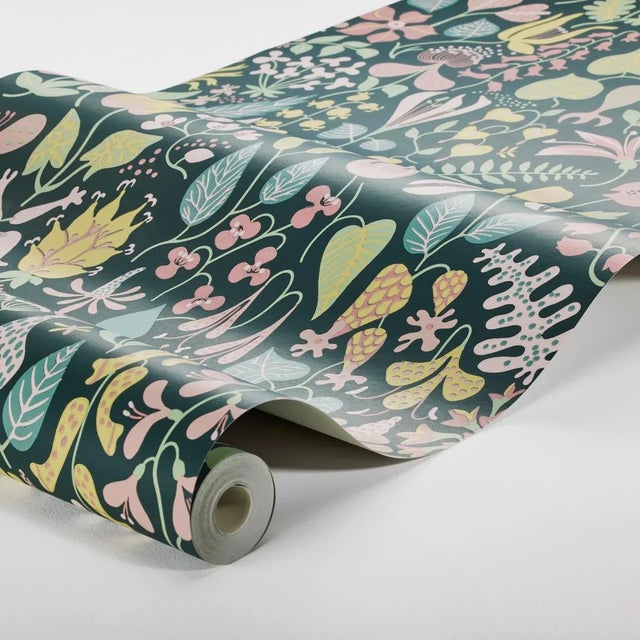 A fresh, cheerful take on a floral pattern, Herbarium was created by midcentury Scandinavian design icon Stig Lindberg....