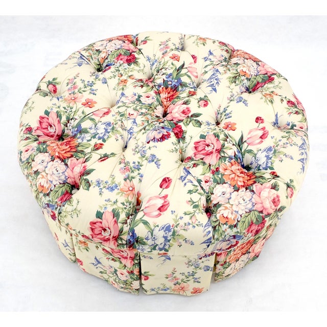 French Provincial Drexel Large Tufted Floral Upholstery 35” Diameter Ottoman Foot Stool Bench MINT For Sale - Image 3 of 10