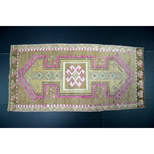 1960s Handmade wool and cotton rug in Turkish Anatolian Small Rug, Vintage Doormat Rug, Turkish Vintage Decorative Rug,...