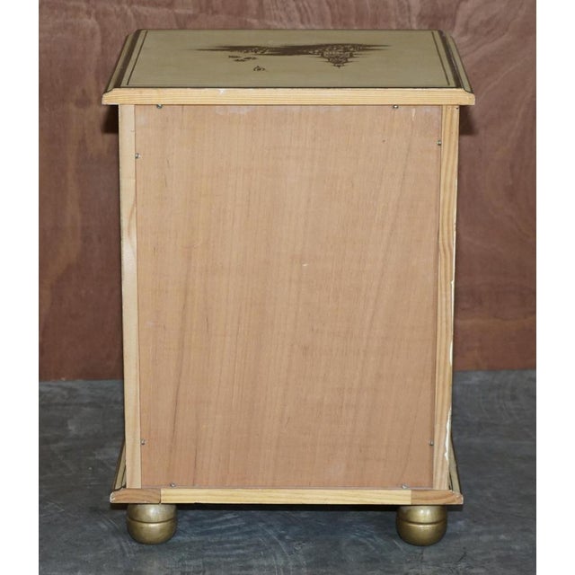 Vintage Chinese Cream & Gold Leaf Painted Bedside Table, Set of 2 For Sale - Image 9 of 18