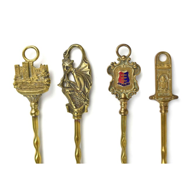 Unique Late 19th/Early 20th century set of 4 English made solid brass toasting forks. They are perfect addition for any...