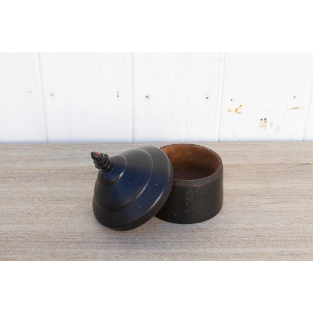 1950s Churu Finely Turned Tika Box For Sale - Image 5 of 7