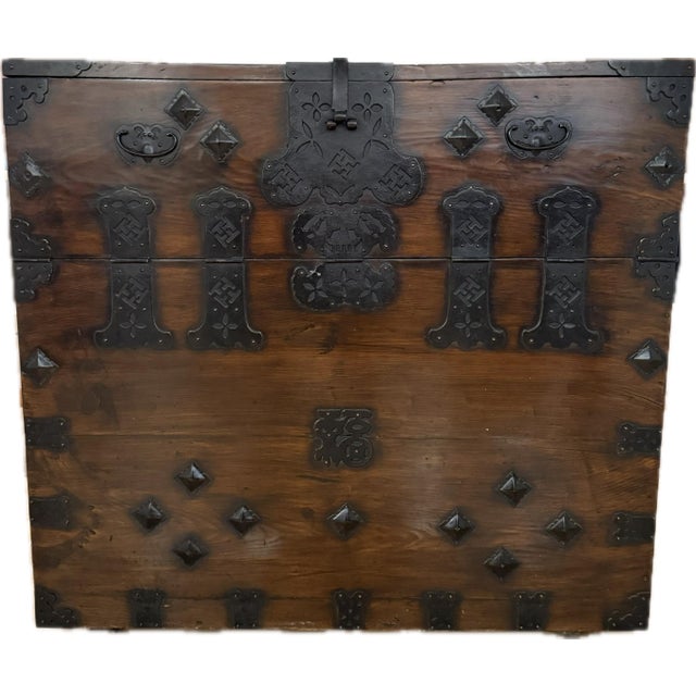 Asian Antique Antique Korean Bandaji Chest For Sale - Image 3 of 9