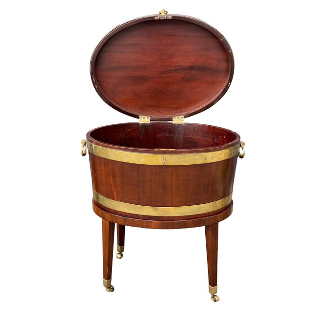 Late 18th Century George III Mahogany Oval Cellarette For Sale - Image 5 of 13