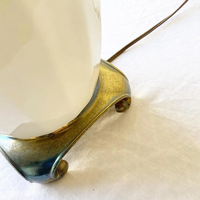 1970s Mid Century Cream and Gold Table Lamp For Sale - Image 5 of 6