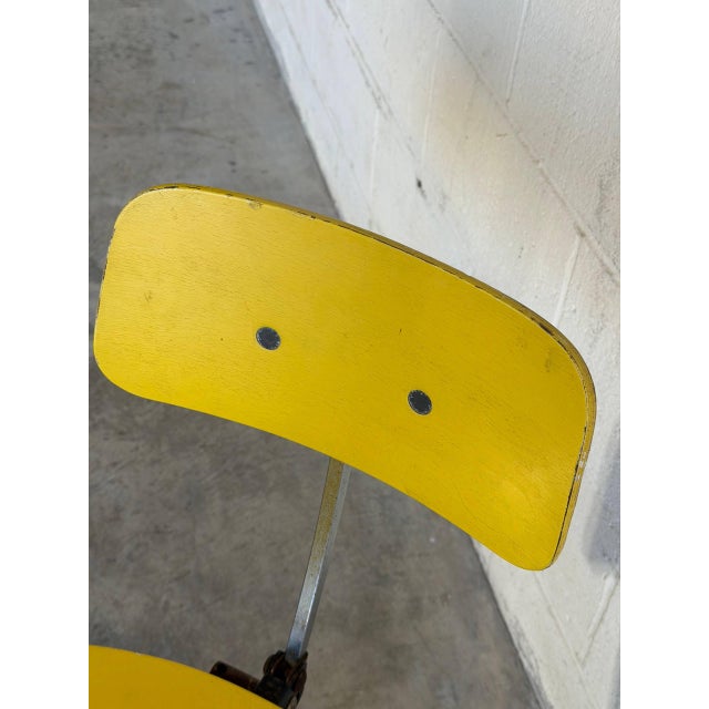 Mid 20th Century Yellow Plywood Office Swivel Chair With Metal Base Mid-Century Modern Vintage For Sale - Image 5 of 11