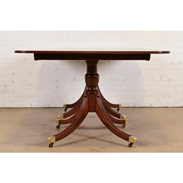 Baker Furniture Historic Charleston Georgian Banded Mahogany Double Pedestal Extension Dining Table, Newly Refinished For Sale - Image 10 of 12
