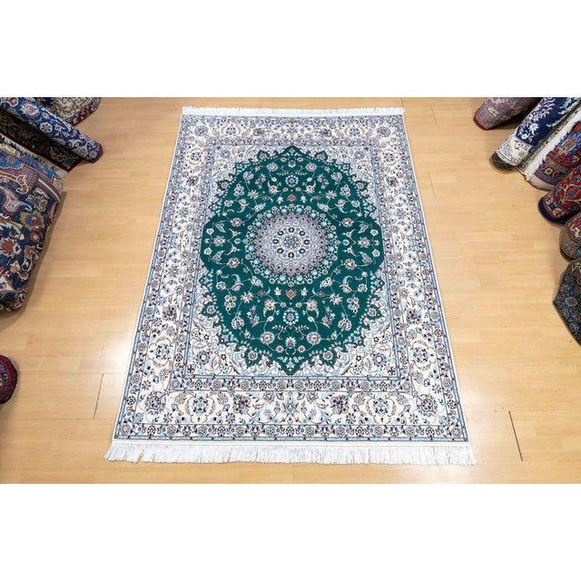 Middle Eastern Rug in Green Wool For Sale - Image 6 of 16
