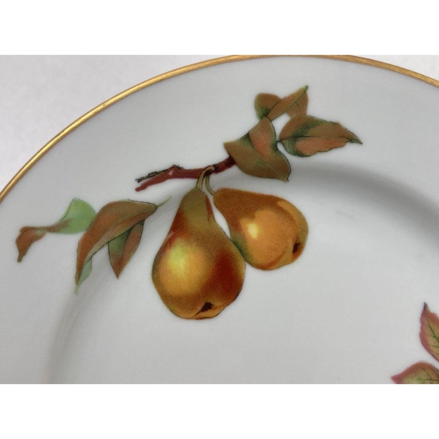 Mid 20th Century Royal Worcester England Evesham Fruit Design Porcelain Lunch Dessert Plate For Sale In Palm Springs - Image 6 of 10