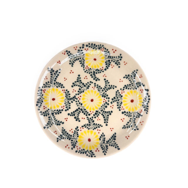 Set of 4 Bat Trang Vietnamese Ceramic Dessert/Salad Plates With Yellow and Blue Hand Painted Floral Motifs For Sale - Image 4 of 8