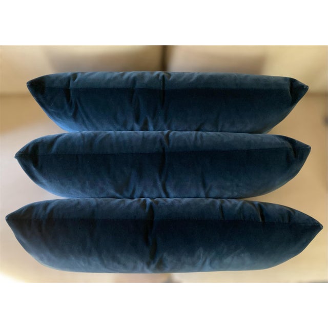 Set of 3 Navy Blue Velvet Lumbar / Kidney Pillows With Down Inserts For Sale In Richmond - Image 6 of 18