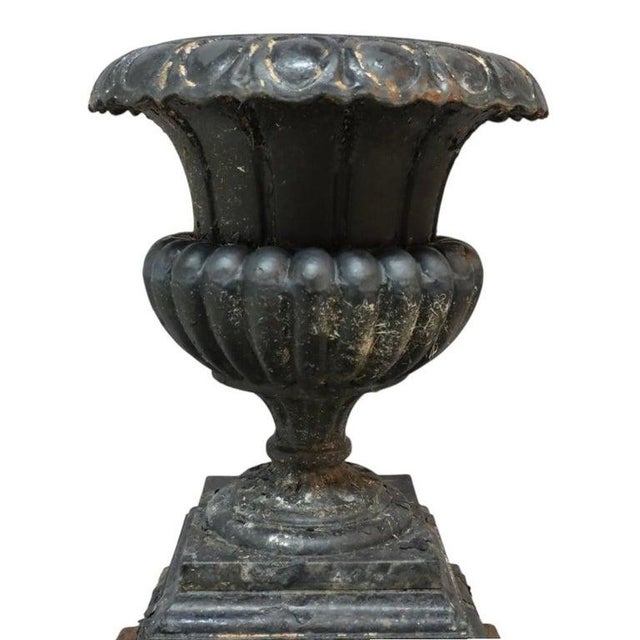 An antique cast iron garden urn, produced in the manner of the renowned Fiske, dates to circa 1890. Crafted from durable...
