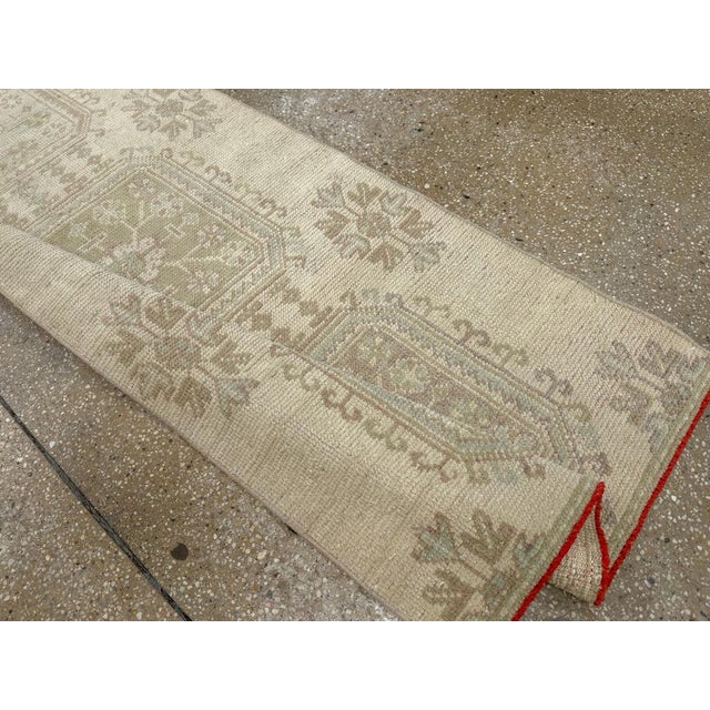 Galerie Shabab Collection Mid-20th Century Turkish Anatolian Runner For Sale - Image 9 of 10