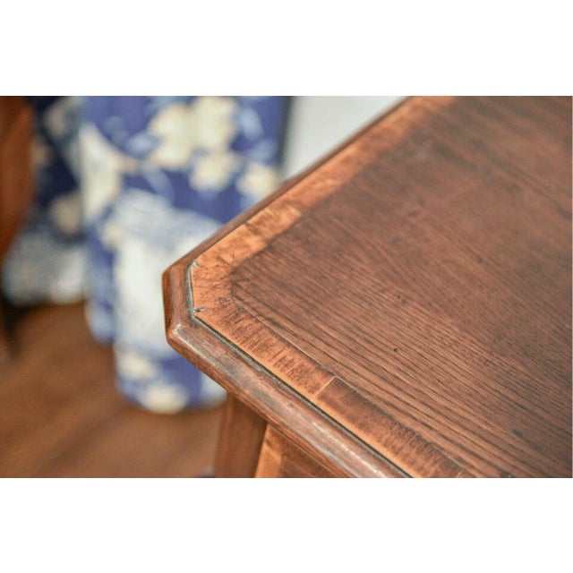 19th Century English Walnut Queen Anne Console With Banded Satinwood Inlay For Sale In New York - Image 6 of 9