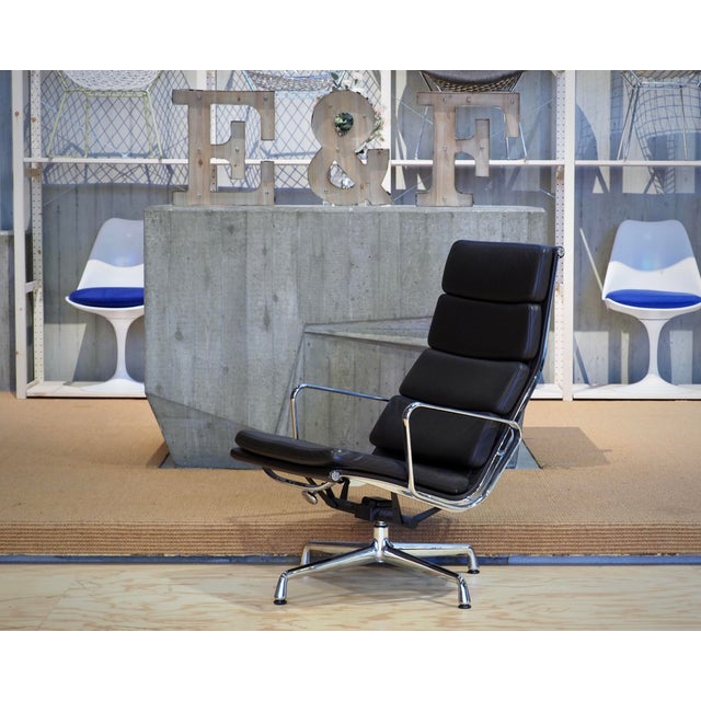 Metal Set of Soft Pad Lounge Chair and Ottoman by Charles and Ray Eames, 2009 For Sale - Image 7 of 14
