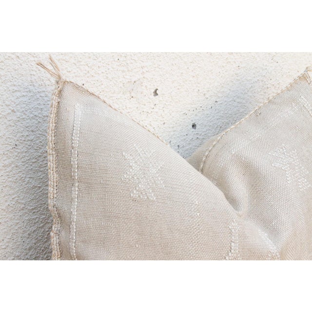 Moroccan Linen Cross Diamond Cactus Silk Moroccan Pillow For Sale - Image 3 of 8