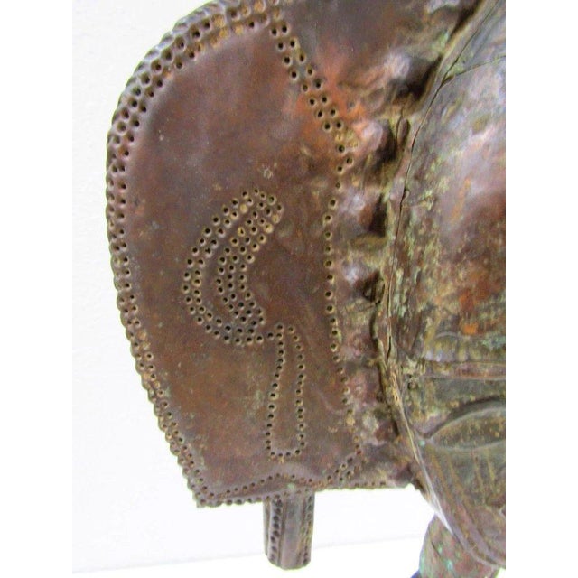 Antique Bakota Reliquary Kota Mask Figure Sculpture From the Tribe in Gabon For Sale - Image 14 of 18