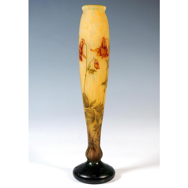 Large Art Nouveau Cameo Single Vase Ancolie by Daum Nancy, France, 1890s For Sale - Image 3 of 7