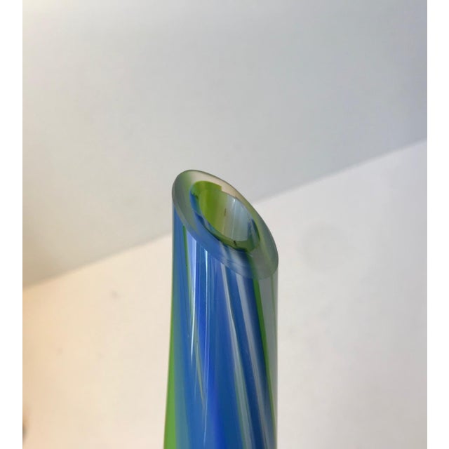 Venini Vintage Striped Murano Vase by Venini, 1960s For Sale - Image 4 of 8