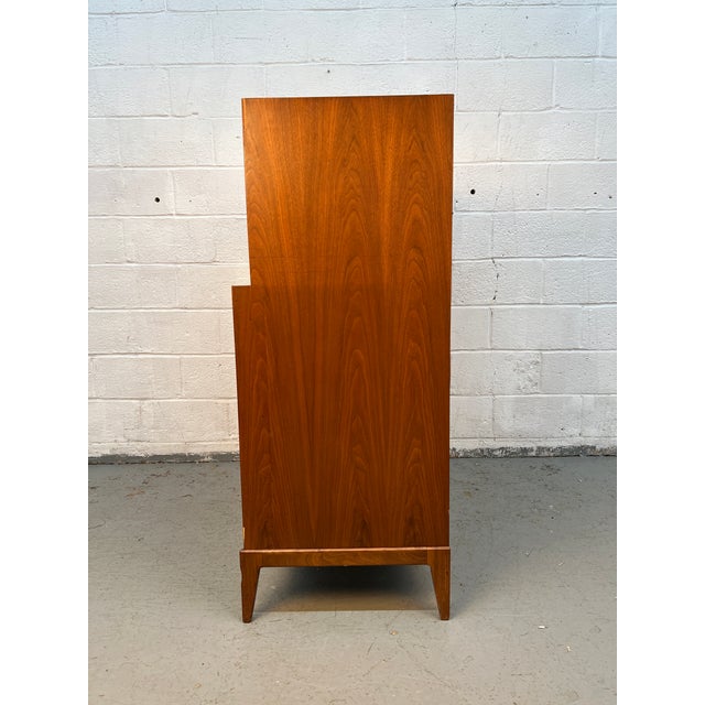 1960s Mid-Century Modern Highboy Dresser by Red Lion Table Co Inc. For Sale - Image 9 of 18